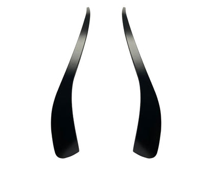 Mercedes C117 X117 etulippa flaps AMG Look 2013–2016 musta – 2-osainen front spoiler flaps setti. - Mercedes C117 X117 Frontlippe Flaps AMG Optik 2013–2016 Schwarz – 2-teiliges Frontspoiler-Set. - Mercedes C117 X117 Front Lip Flaps AMG Look 2013–2016 Black – 2-piece front spoiler flaps kit.