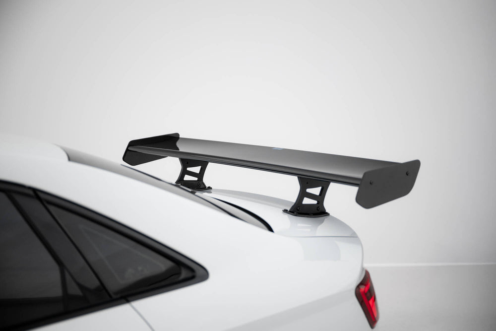 Maxton Carbon Heckspoiler mit LED-Leuchten Audi A3, A3 S-Line / S3 / RS3 Limousine / Facelift 8V