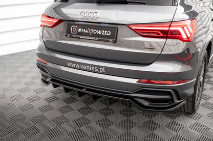 Maxton Takapuskurin lippa (w/ vertical bars) Audi Q3 S-Line F3 2018 -