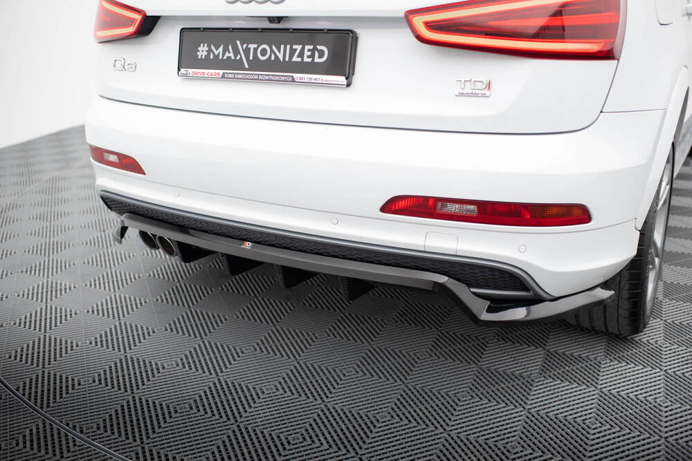 Maxton Takapuskurin lippa Audi Q3 S-line 8U 2011-2014 (w/ vertical bars)
