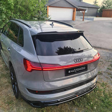 Maxton Takapuskurin lippa  Audi e-Tron S-Line 2018-2022 (w/ vertical bars)