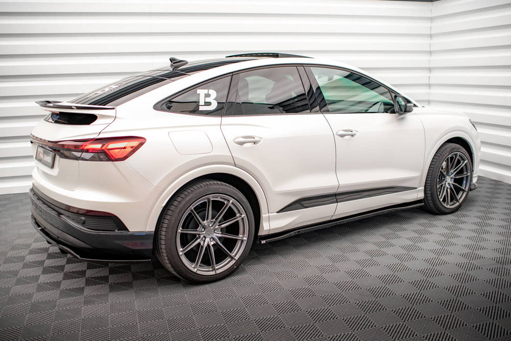 Maxton Sivuhelman siivekkeet Audi Q4 e-tron Sportback S-line Mk1 2021 -